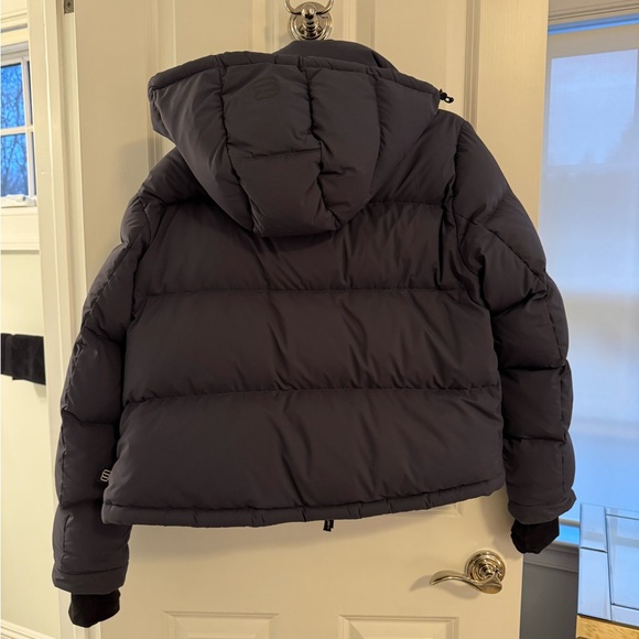 Aritzia Super Puff Shorty in Admiral Matte - size S - Picture 7 of 7